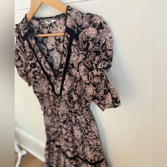 BB Dakota Blush and Black Floral Tiered Midi Dress - Picture 6 of 10